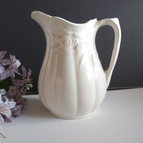 Weatherby Hanley England Wheat Pitcher Vase - Picture 5 of 14